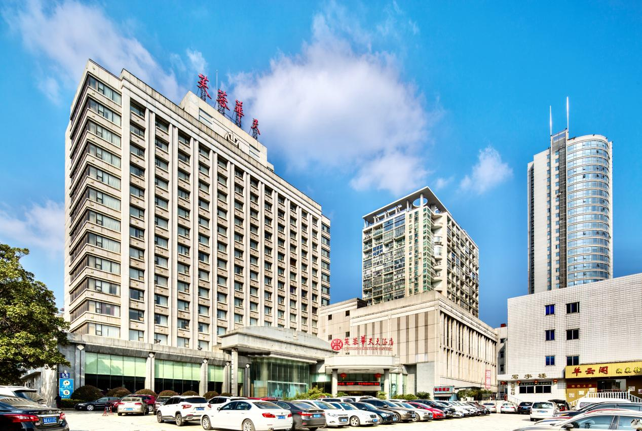 东升国际-科技赋能场景,让娱乐更有趣。
