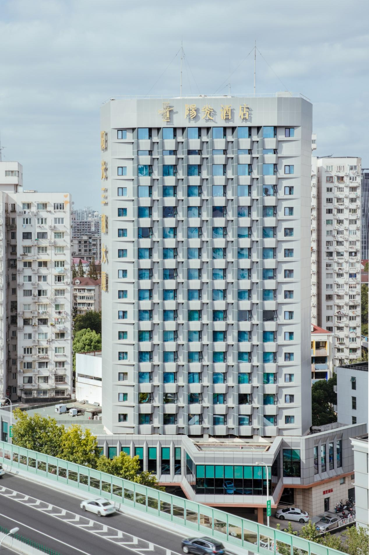 东升国际-科技赋能场景,让娱乐更有趣。