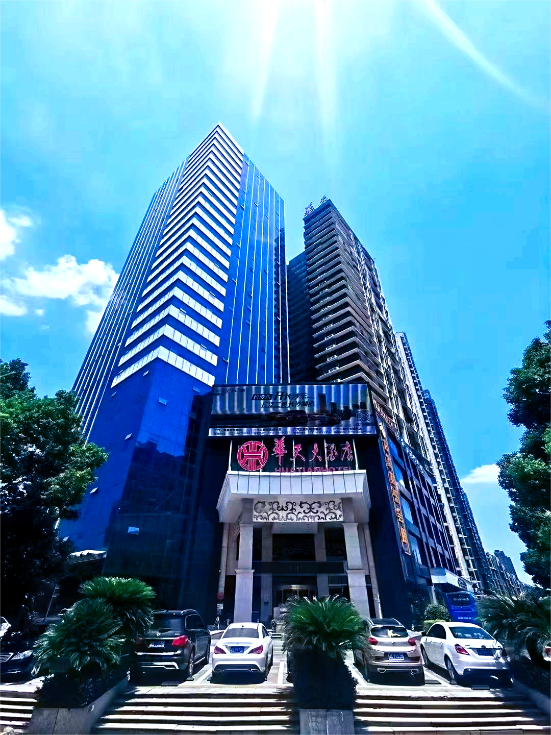东升国际-科技赋能场景,让娱乐更有趣。